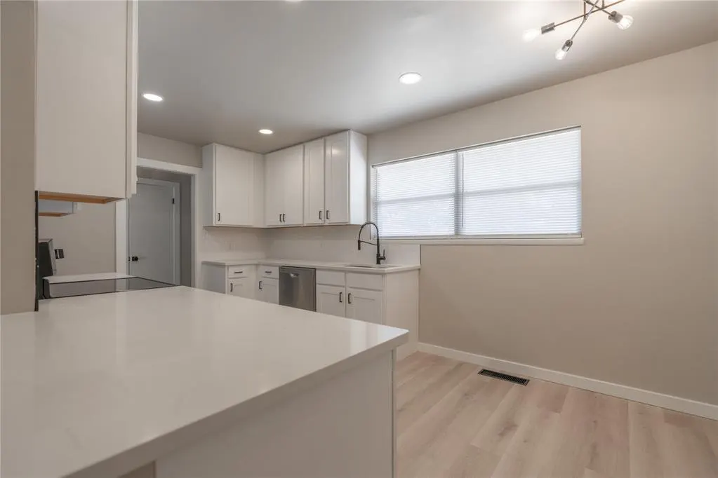 Photo 6 — 3929 NW 59th Street, Oklahoma City, OK 73112