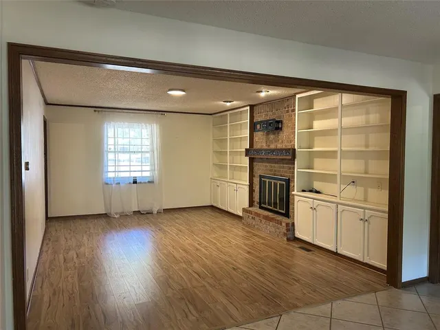 Photo 7 — 1327 Brookdale Drive, Norman, OK 73072