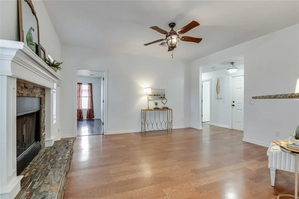 Photo 12 — 202 N Westminster Way, Mustang, OK 73064