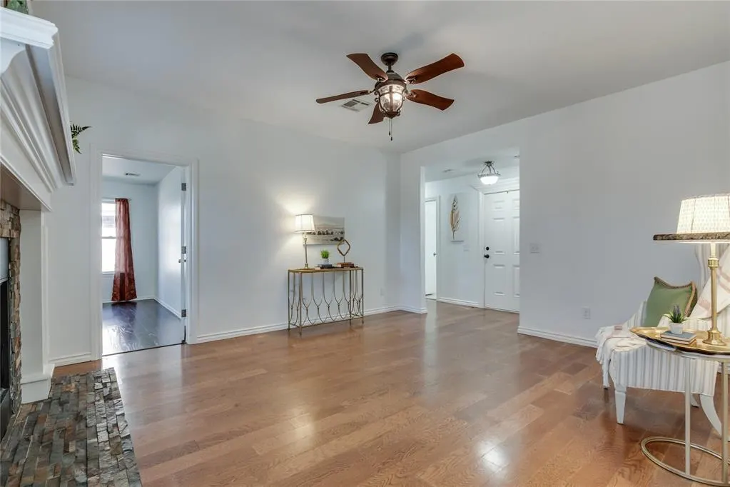 Photo 13 — 202 N Westminster Way, Mustang, OK 73064