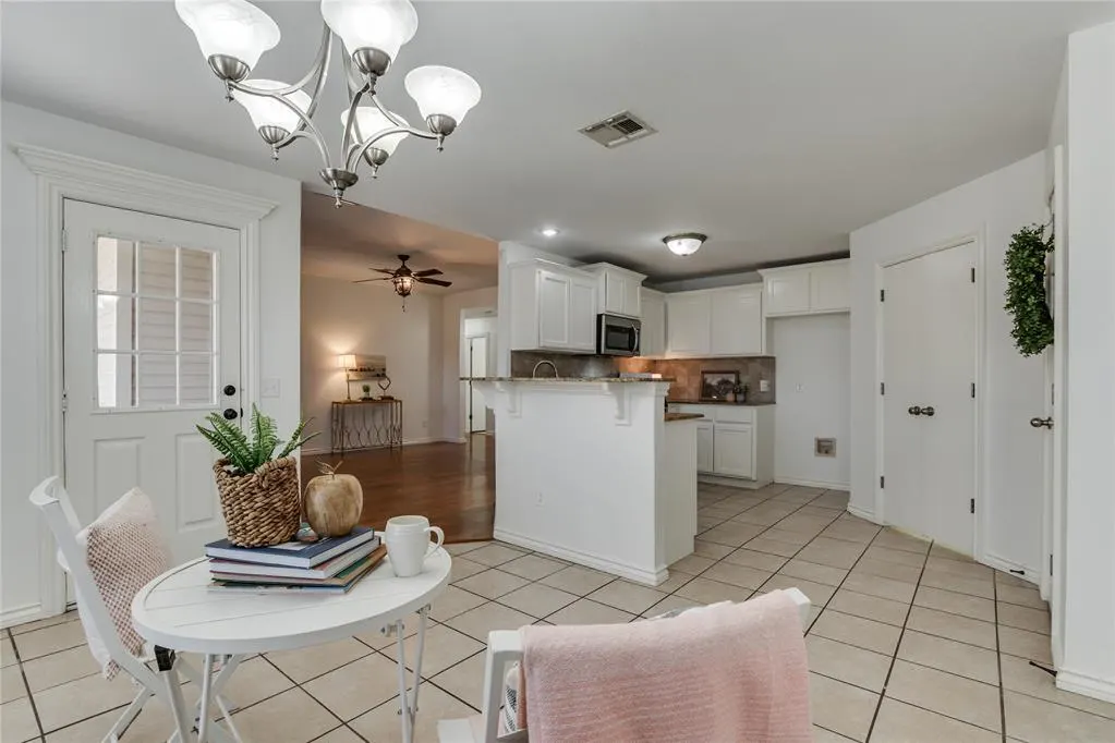 Photo 20 — 202 N Westminster Way, Mustang, OK 73064