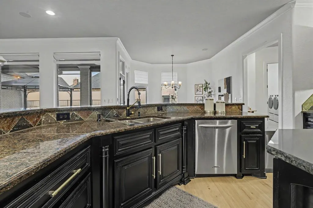 Photo 11 — 17104 Hawks Ridge Lane, Edmond, OK 73012