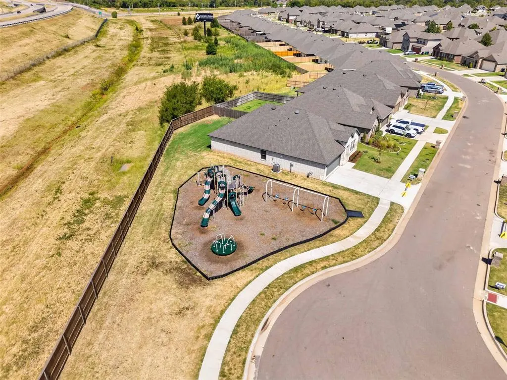 Photo 37 — 2504 Ryder Drive, Yukon, OK 73099