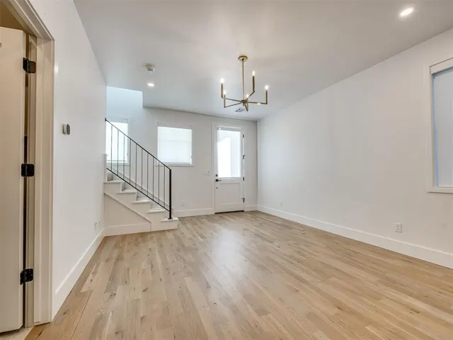 Photo 4 — 1078 Hangar Drive, Oklahoma City, OK 73108