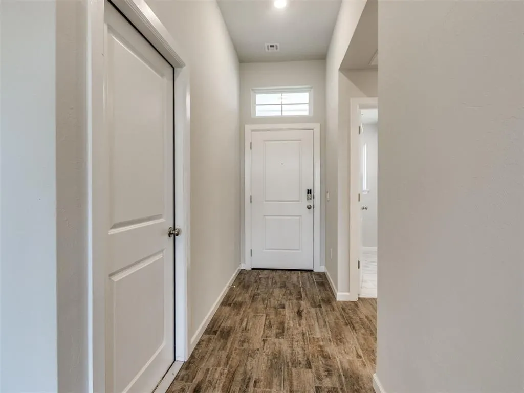 Photo 4 — 4004 Caraway Lane, Norman, OK 73026
