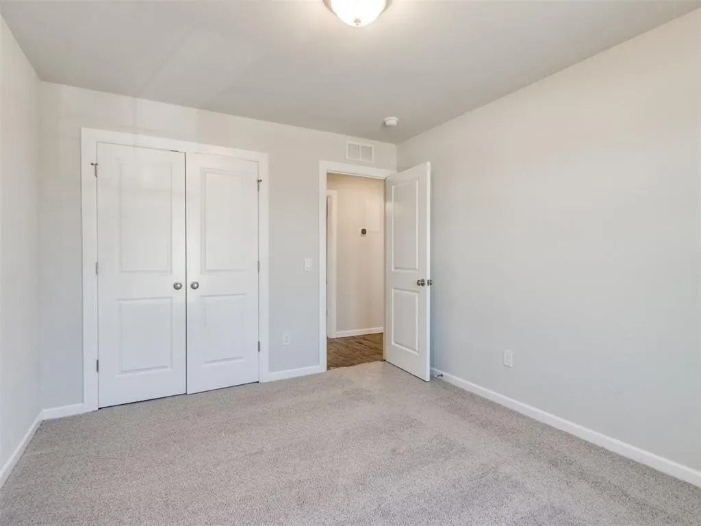 Photo 8 — 4004 Caraway Lane, Norman, OK 73026