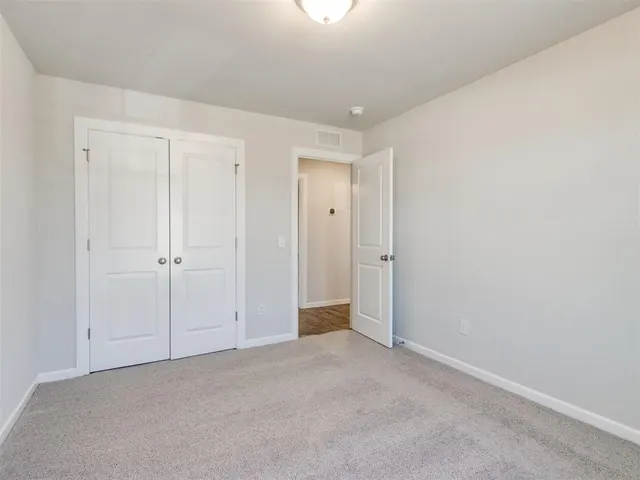 Photo 8 — 4004 Caraway Lane, Norman, OK 73026