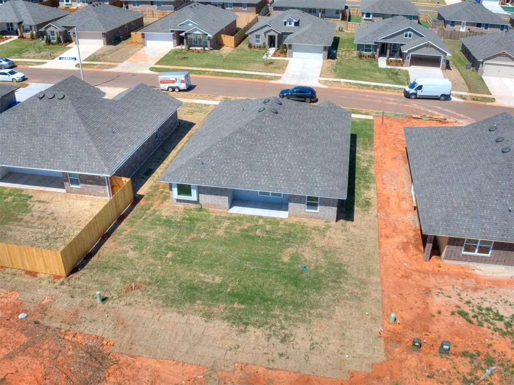 Photo 35 — 4004 Caraway Lane, Norman, OK 73026