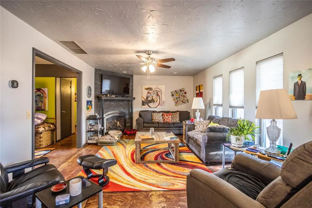 Photo 6 — 10046 Deer Creek Road, Weatherford, OK 73096