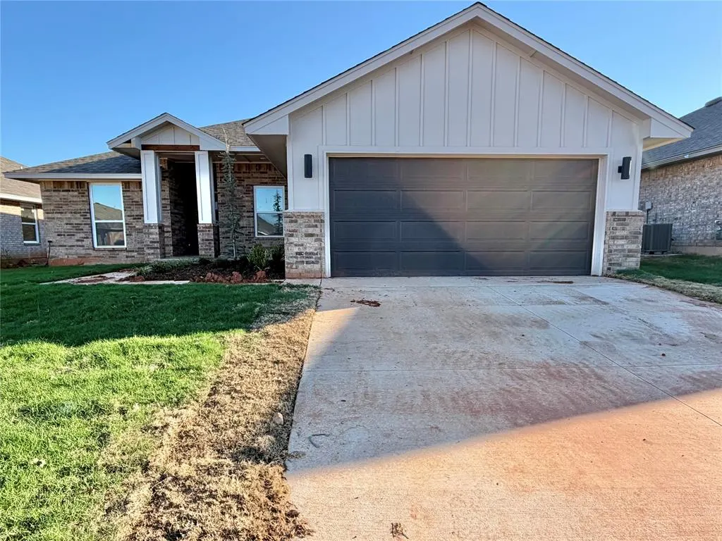 Front exterior — 4016 Caraway Lane, Norman, OK 73026