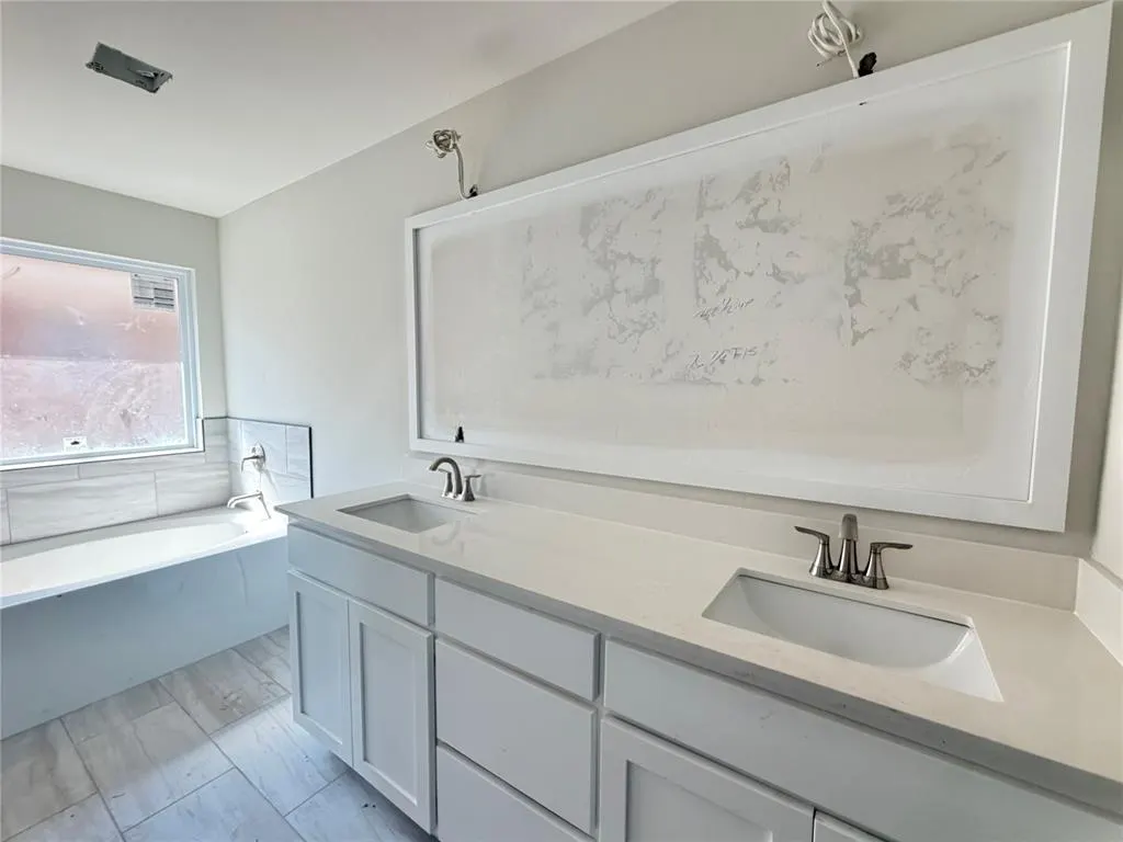 Photo 5 — 4020 Caraway Lane, Norman, OK 73026