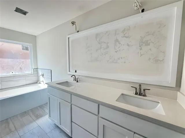 Photo 5 — 4020 Caraway Lane, Norman, OK 73026