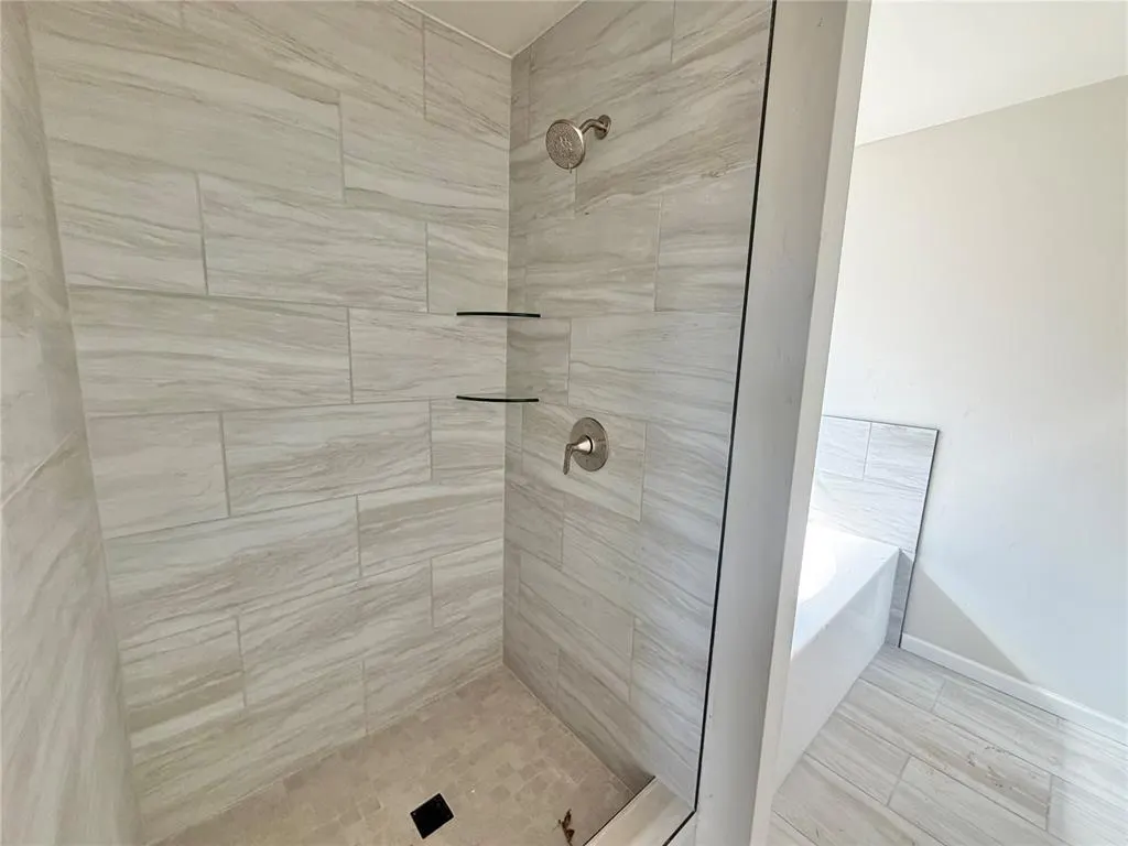 Photo 6 — 4020 Caraway Lane, Norman, OK 73026