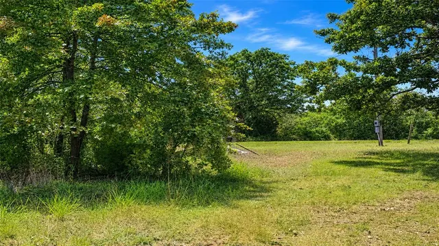 Photo 5 — 30226 Hamilton Road, Macomb, OK 74852