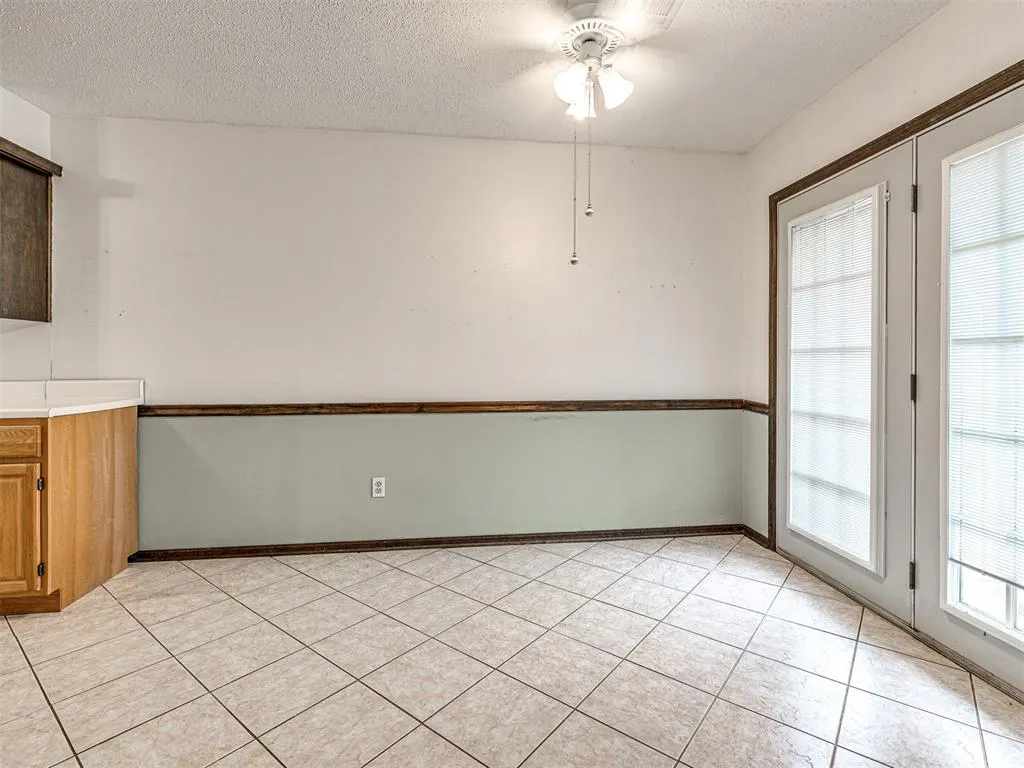 Photo 11 — 4909 NW 18th Street, Oklahoma City, OK 73127