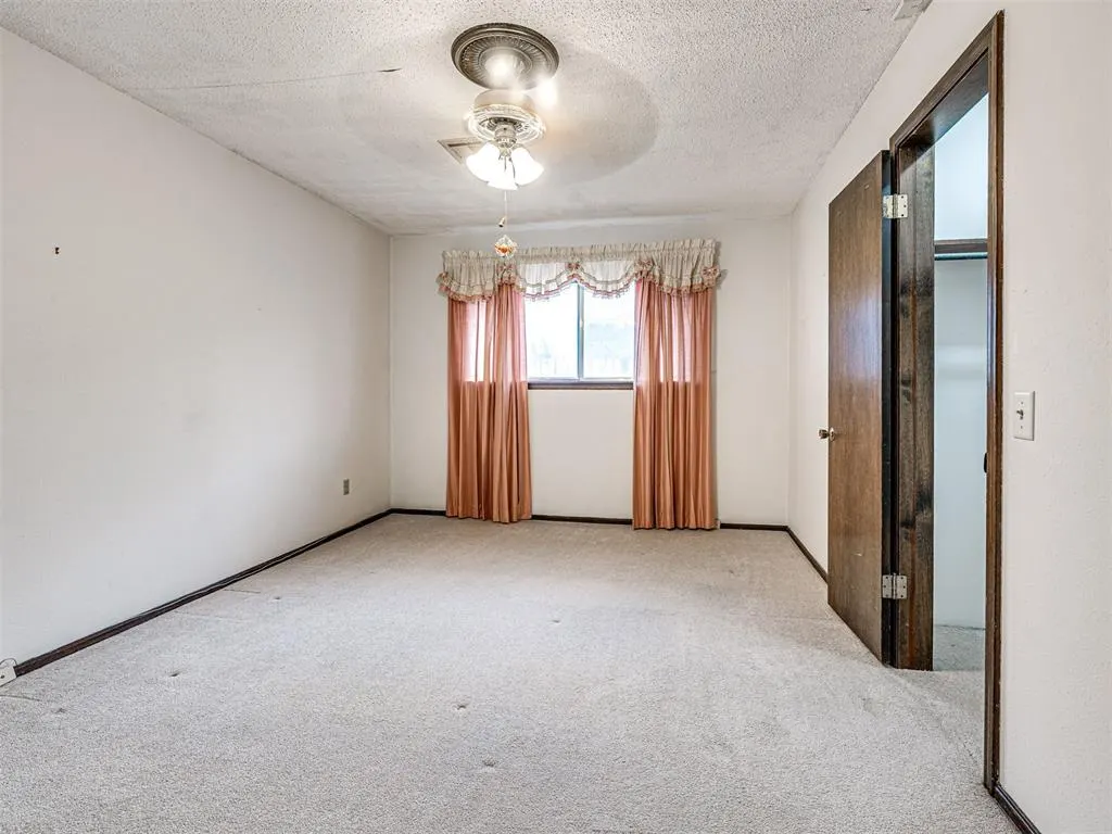Photo 21 — 4909 NW 18th Street, Oklahoma City, OK 73127
