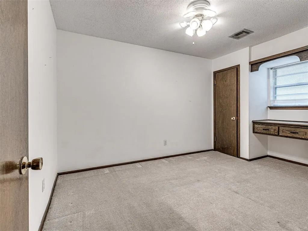 Photo 25 — 4909 NW 18th Street, Oklahoma City, OK 73127