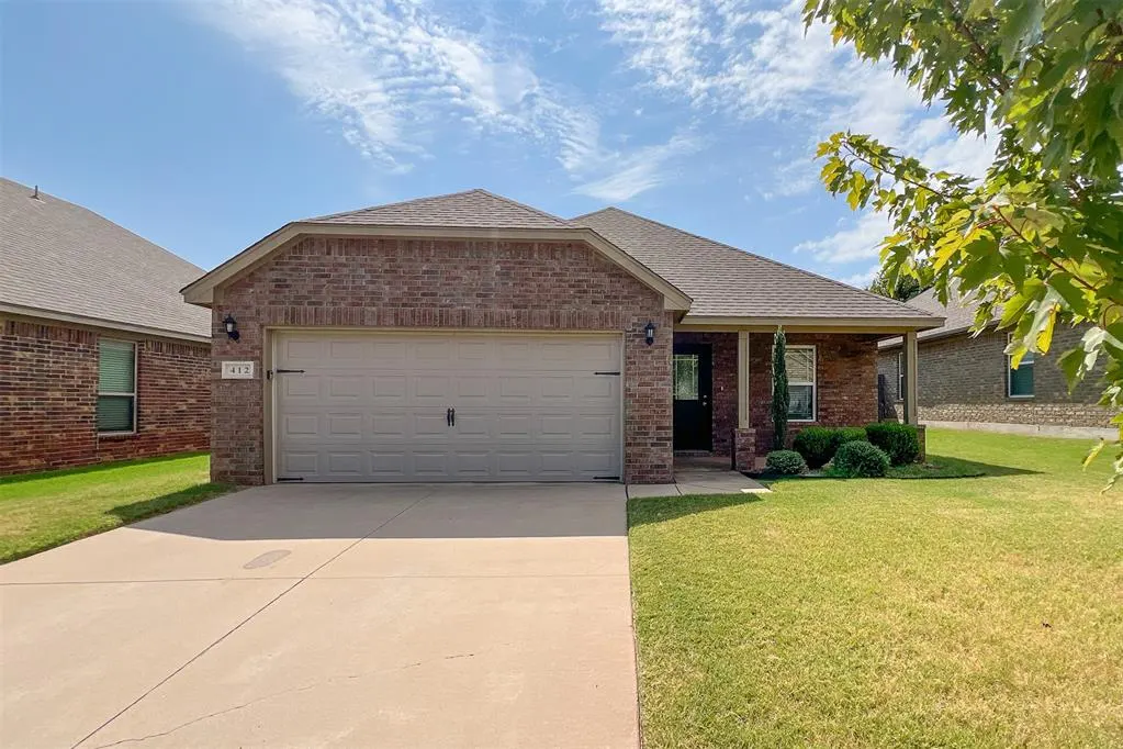 Front exterior — 412 Nathan Way, Yukon, OK 73099