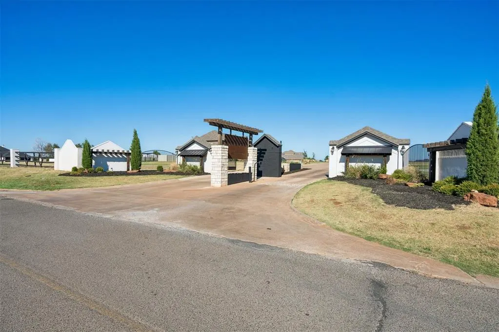 Photo 46 — 4676 Ranchero Drive, Edmond, OK 73025
