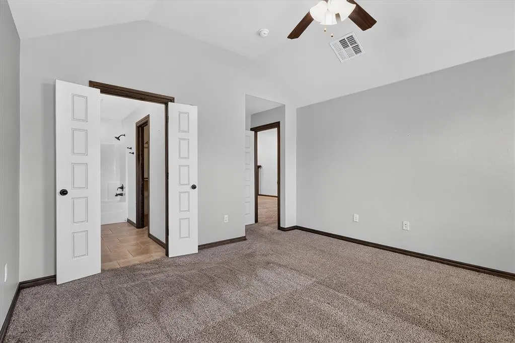 Photo 17 — 11116 SW 38th Circle, Mustang, OK 73064