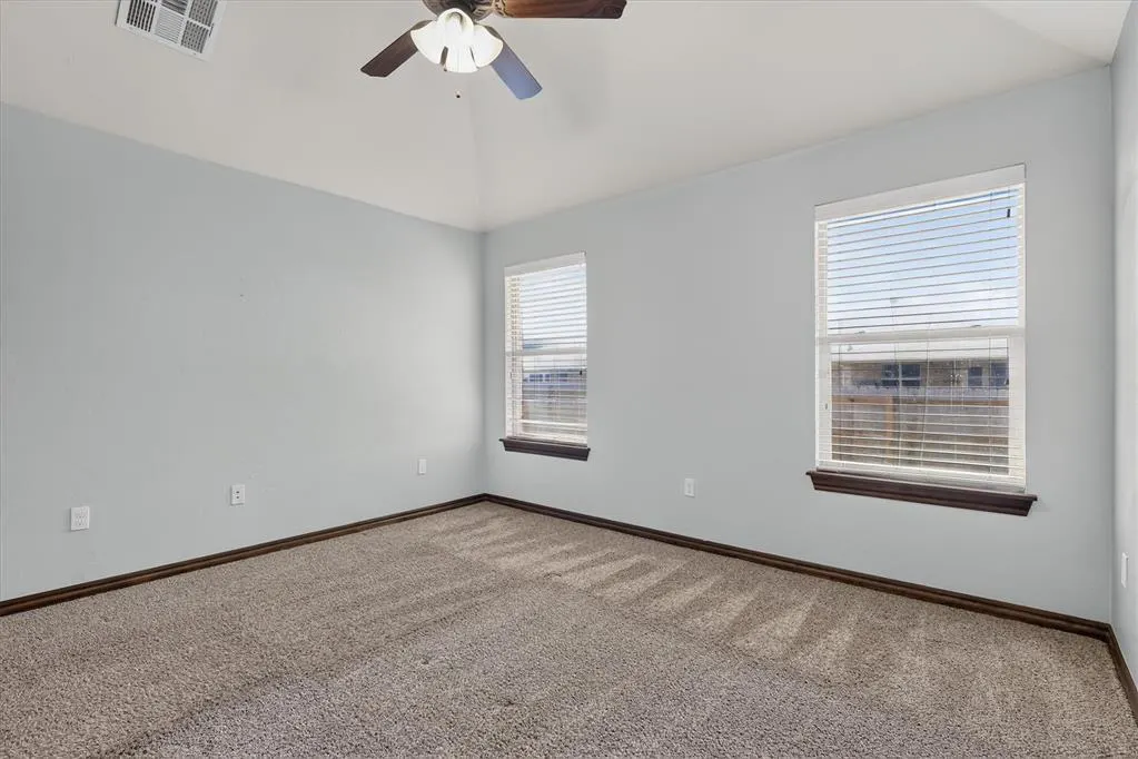 Photo 19 — 11116 SW 38th Circle, Mustang, OK 73064