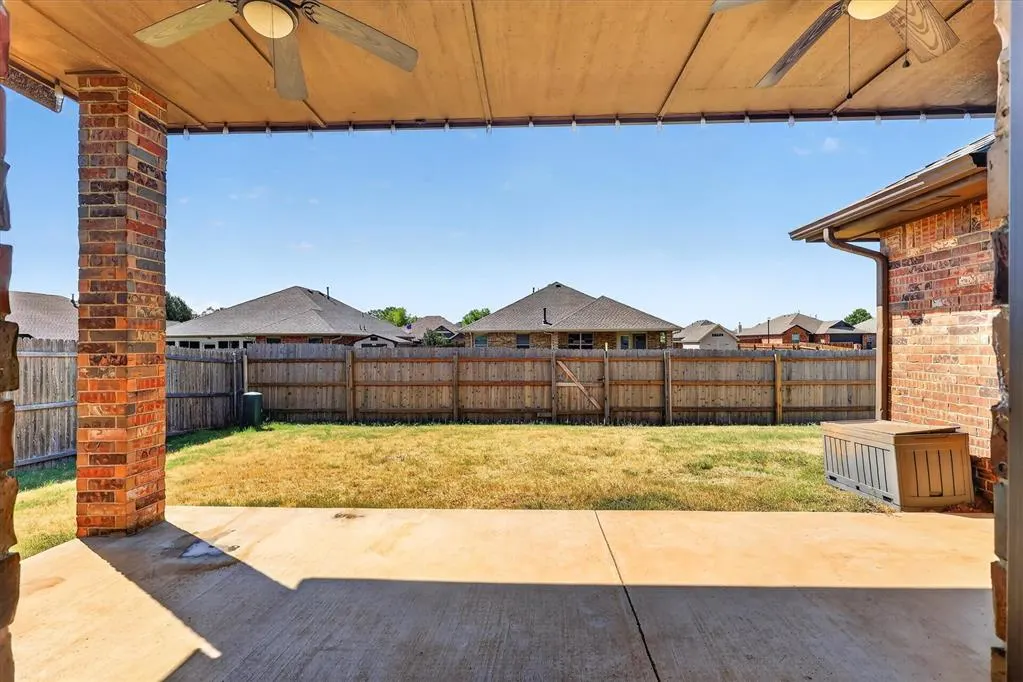 Photo 25 — 11116 SW 38th Circle, Mustang, OK 73064