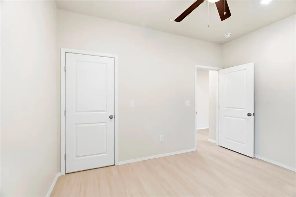 Photo 22 — 232 E Abbot Lane, Mustang, OK 73064