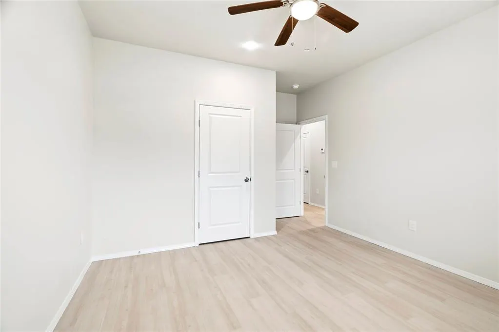 Photo 27 — 232 E Abbot Lane, Mustang, OK 73064