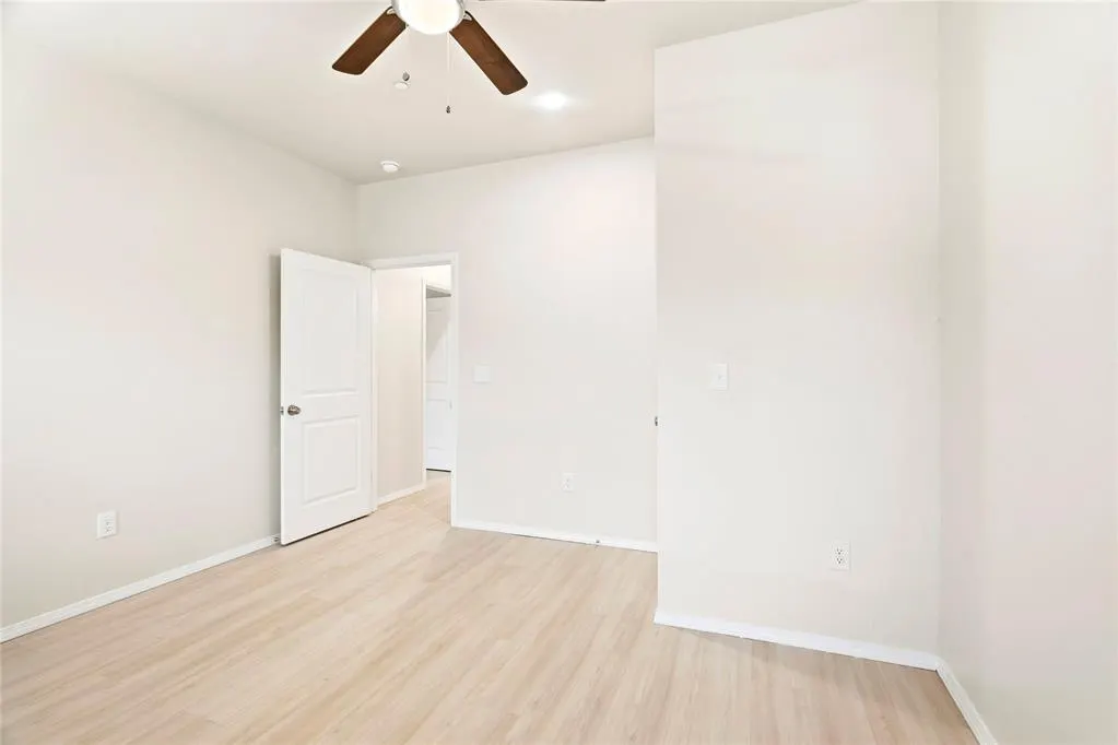 Photo 30 — 232 E Abbot Lane, Mustang, OK 73064