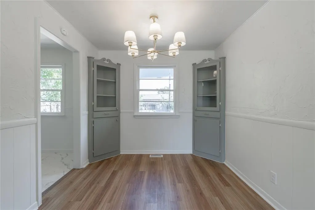 Photo 2 — 3217 SW 40th Street, Oklahoma City, OK 73119