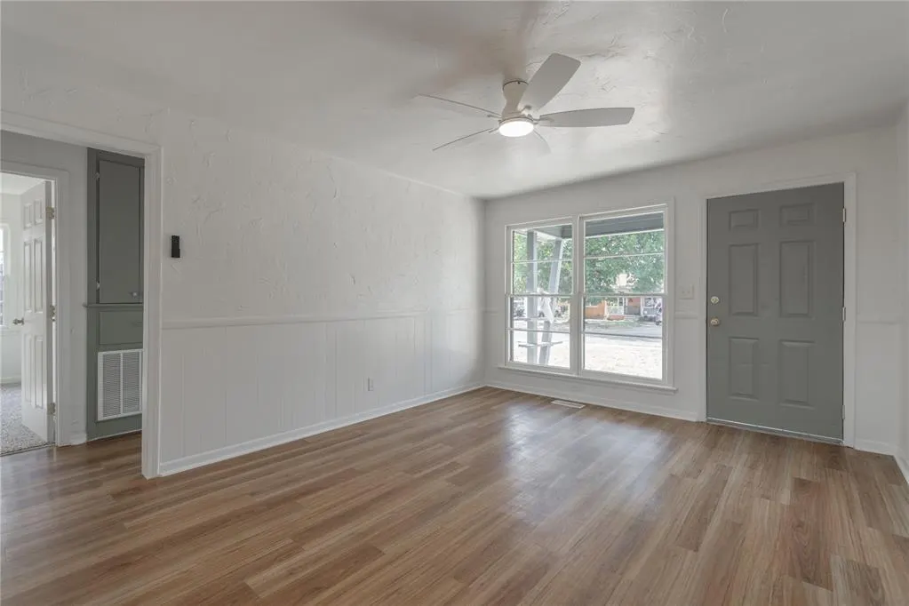 Photo 6 — 3217 SW 40th Street, Oklahoma City, OK 73119