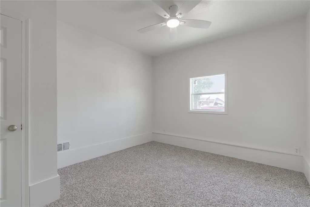 Photo 14 — 3217 SW 40th Street, Oklahoma City, OK 73119