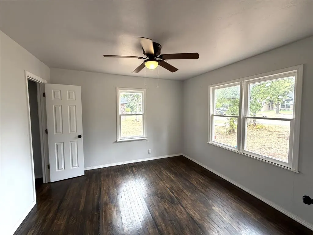 Photo 11 — 611 NW 95th Street, Oklahoma City, OK 73114