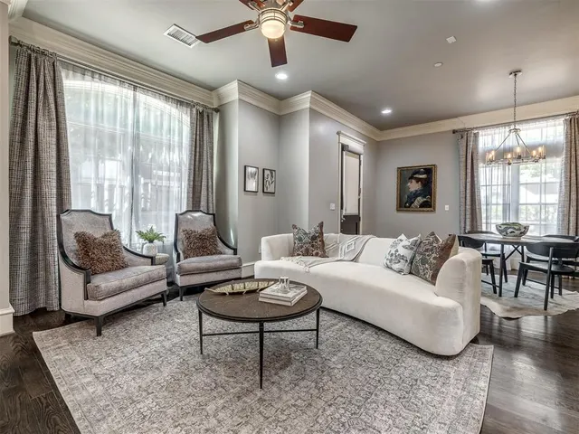 Photo 3 — 415 NE 1st Street, Oklahoma City, OK 73104
