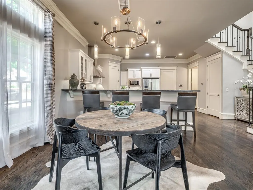 Photo 5 — 415 NE 1st Street, Oklahoma City, OK 73104