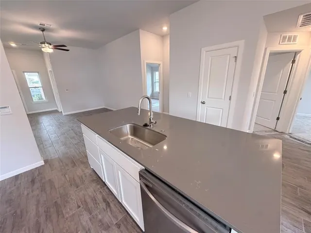 Photo 5 — 2916 NW 196th Place, Edmond, OK 73012