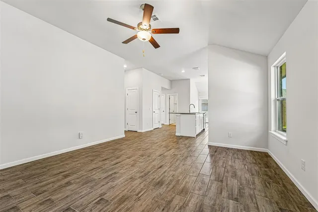 Photo 6 — 2916 NW 196th Place, Edmond, OK 73012