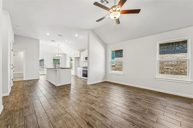 Photo 7 — 2916 NW 196th Place, Edmond, OK 73012