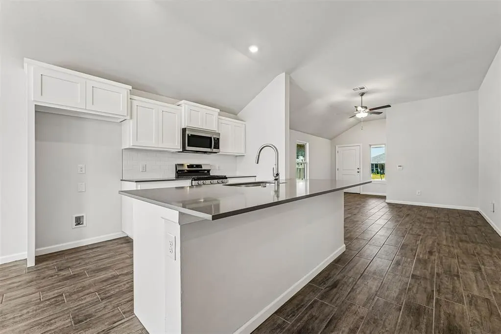 Photo 9 — 2916 NW 196th Place, Edmond, OK 73012