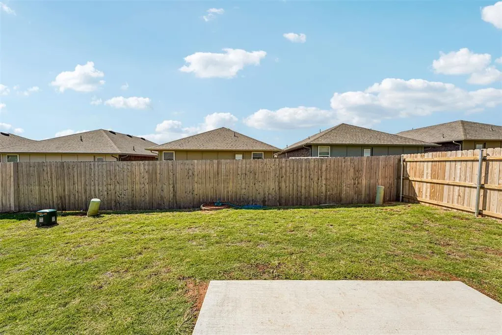 Photo 26 — 2916 NW 196th Place, Edmond, OK 73012