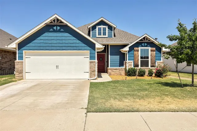 Photo 2 — 9041 NW 121st Terrace, Yukon, OK 73099