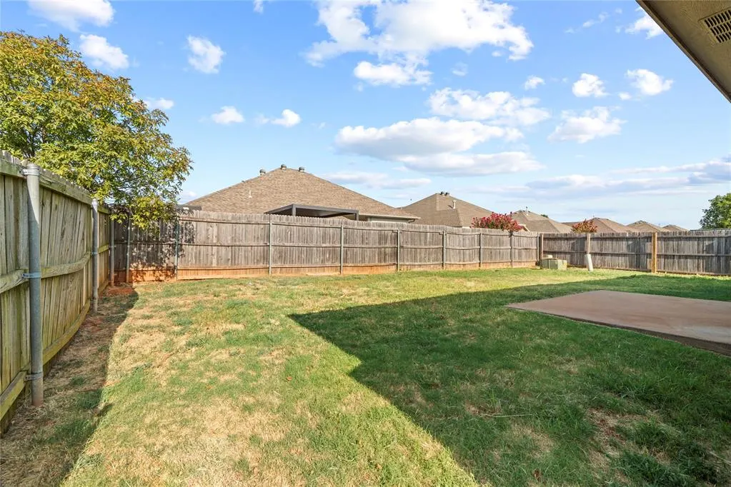 Photo 25 — 620 McConnell Drive, Yukon, OK 73099