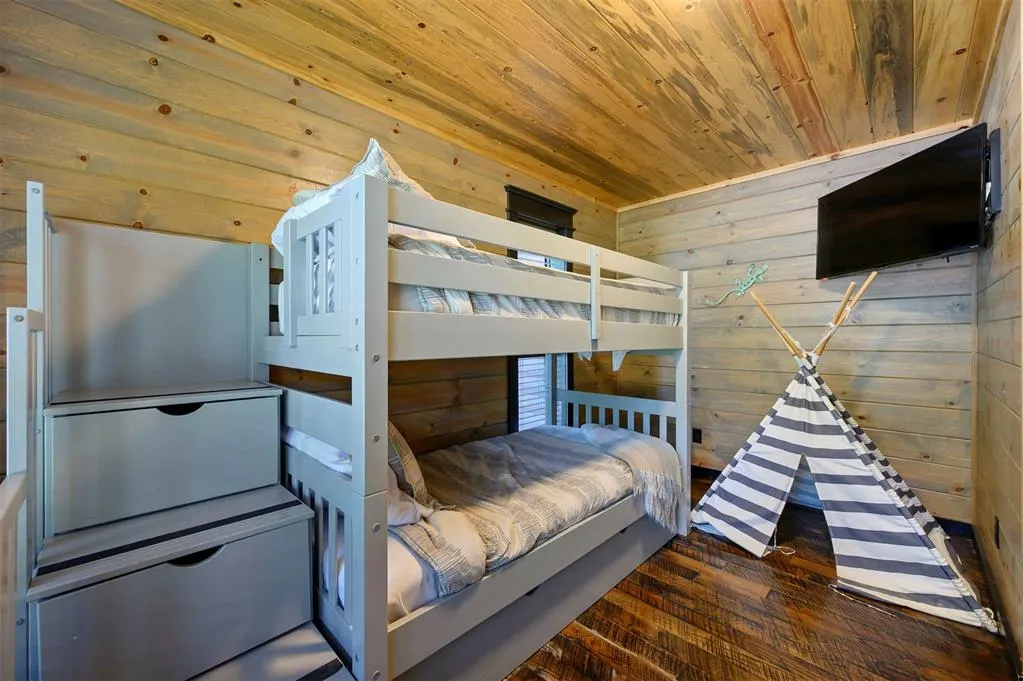 Photo 20 — 401 S Eagle Mountain Trail, Broken Bow, OK 74728