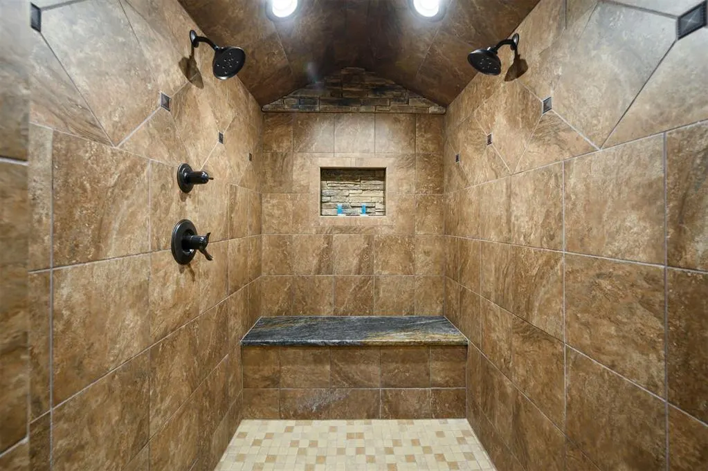 Photo 28 — 401 S Eagle Mountain Trail, Broken Bow, OK 74728