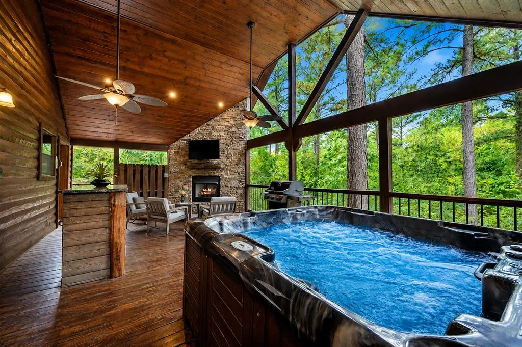 Photo 30 — 401 S Eagle Mountain Trail, Broken Bow, OK 74728