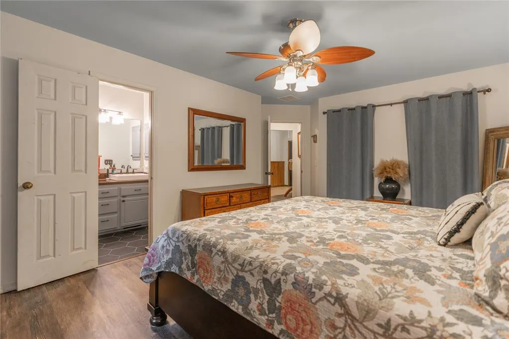 Photo 14 — 404 N Lockeport Drive, Edmond, OK 73003