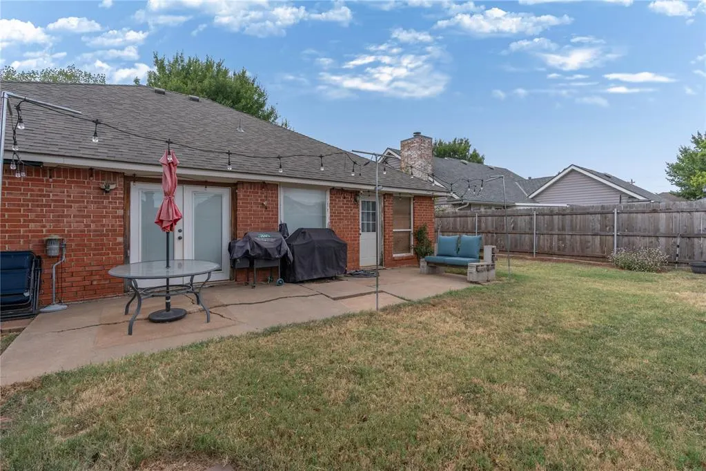 Photo 27 — 404 N Lockeport Drive, Edmond, OK 73003