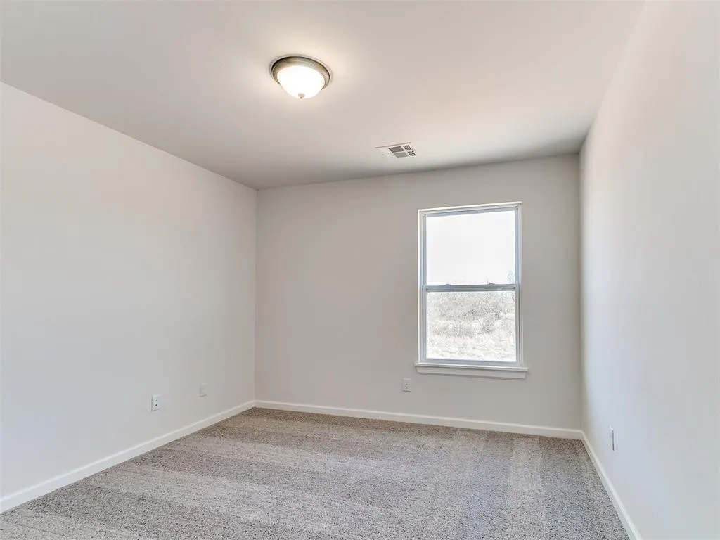 Photo 12 — 1304 Lighthorsemen Way, Choctaw, OK 73020