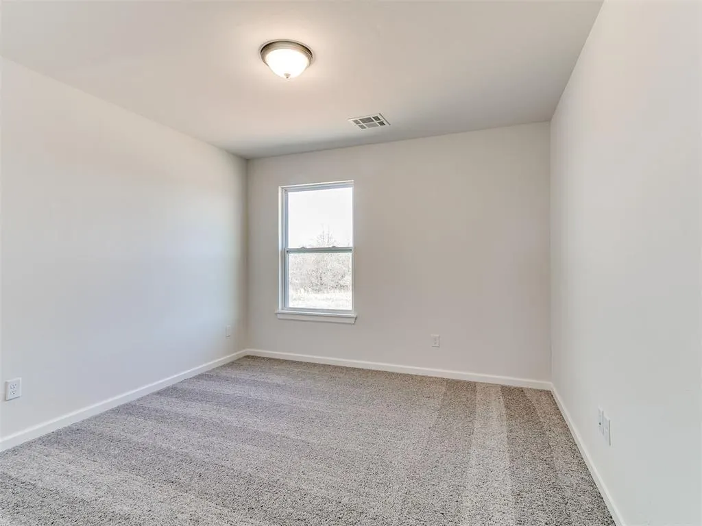 Photo 17 — 1304 Lighthorsemen Way, Choctaw, OK 73020