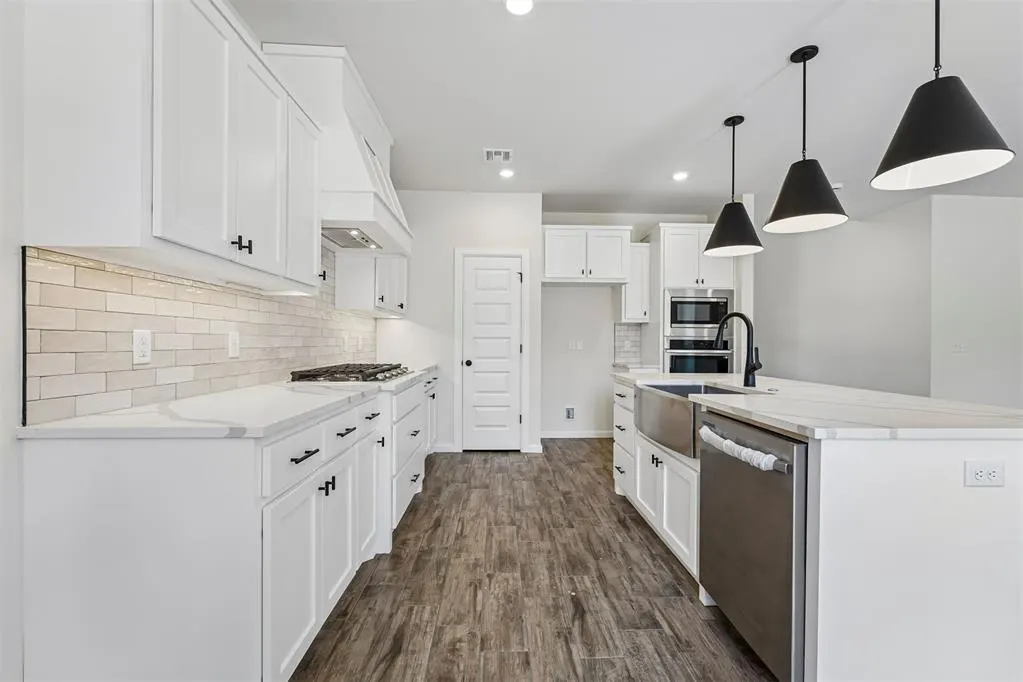 Photo 11 — 1304 Lighthorsemen Way, Choctaw, OK 73020